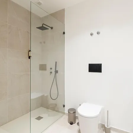 Paraiso 42 Simonetti Exclusive Apartament *